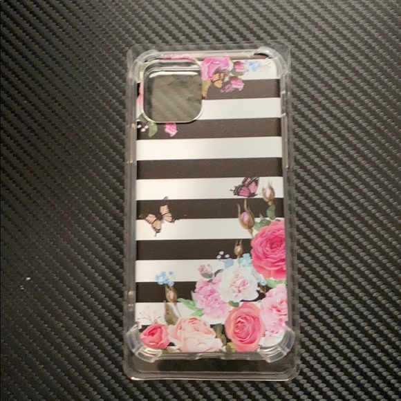 iPhone 11 Pro case - Picture 2 of 2